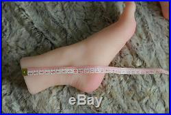 1 Pair Realistic Silicone Feet Model Female Women Foot Mannequin Photography Art