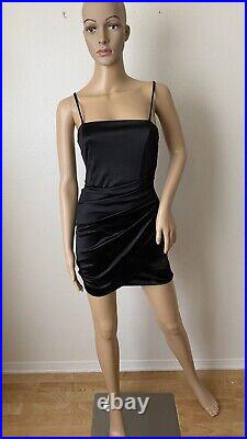 33/24/35 5ft 8 tall Female mannequin, head rotates