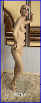 Adel Rootstein Female Mannequin SH19 Margaret-The Sojourners Femme Collection