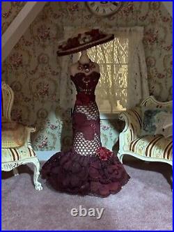 Dollhouse Miniature 112 Victorian artisan made Wedding Dress Form