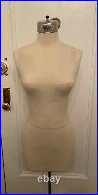 Dress Rite Chicago Industry Professional Tailor Female Half Body Form size 8
