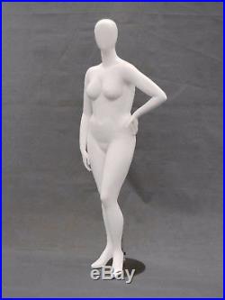 Female Full Body Plus Size Mannequin Egg Head Fiberglass Matte White Finish