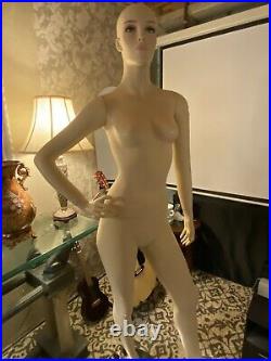 Female full body realistic mannequin