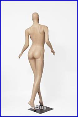 Goergous Stunning Sexy Female Full Body Fiberglass Realistic Mannequin Flesh