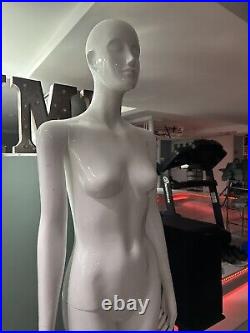 Mannequin full body female