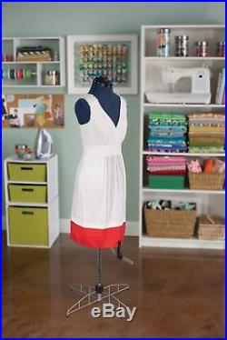 NEW Adjustable Sewing Dress Form Mannequin Full Figured Small Medium Size Women