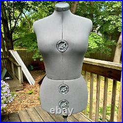 New Ardis Seamstress Adjustable Cloth Female Dress Form 13 Body Dials on stand