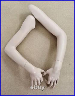 Pair of Vintage female ROOTSTEIN Mannequin parts Arm + Hand Schaufensterpuppe