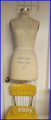 Royal Form Collapsible Dress Form Size 8 2002 Female Dressmaking Sewing