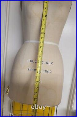 Royal Form Collapsible Dress Form Size 8 2002 Female Dressmaking Sewing
