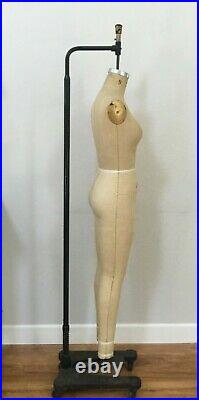 VINTAGE MODEL 1978 WOLF FULL BODY WOMENS DRESS FORM MANNEQUIN SIZE 9 With STAND
