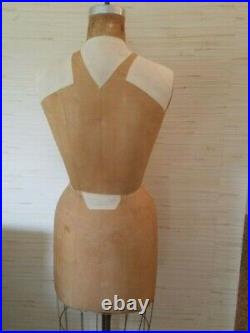 VINTAGE WOLF COLLAPSIBLE SHOULDER Female Professional Dress Form Sz 8 1968