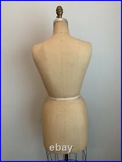 Vintage 1977 WOLF FORM NY Model Dress Size 12 Women Mannequin AMAZINNG CONDITION