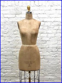 Vintage Cosmopolitan / Wolf Dress Form Size 4 Model 1997