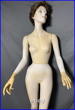 Vintage Greneker (Wolf Vine) Realistic Fiberglass Female Mannequin 26370 C BASE