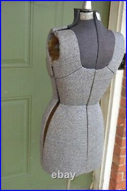 Vintage QUALITY QUEEN Dress Form Mannequin Size A