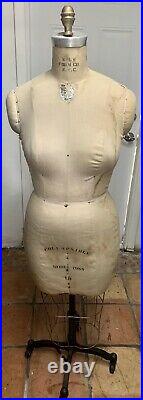 Vintage, Wolf F. Form Company, N. Y. C. Callapsible Dress Form 1988 Size 16