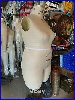 Wolf Bathing Suit Form. Size 22, Model 1996, plus size + Made in the USA